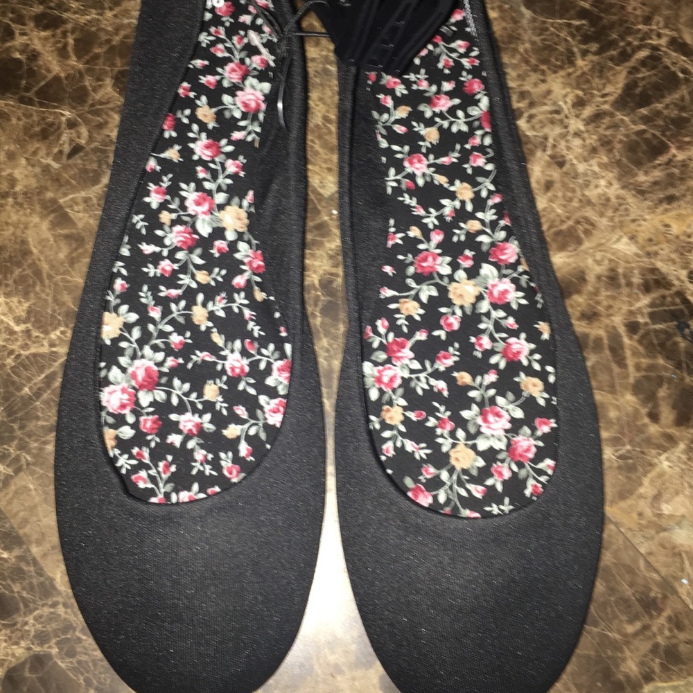 New Ballerina Shoes, Size 9.5